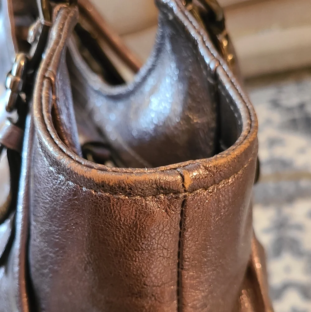 Coach Silver Grey Metallic Shoulder Handbag Purse with Dustbag - Picture 10 of 12